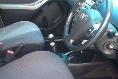  2009 Toyota Yaris Yaris 1.3