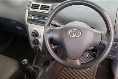 2009 Toyota Yaris Yaris 1.3