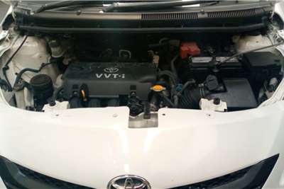  2010 Toyota Yaris Yaris 1.3 5-door T3