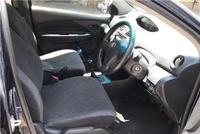  2006 Toyota Yaris Yaris 1.3 sedan T3