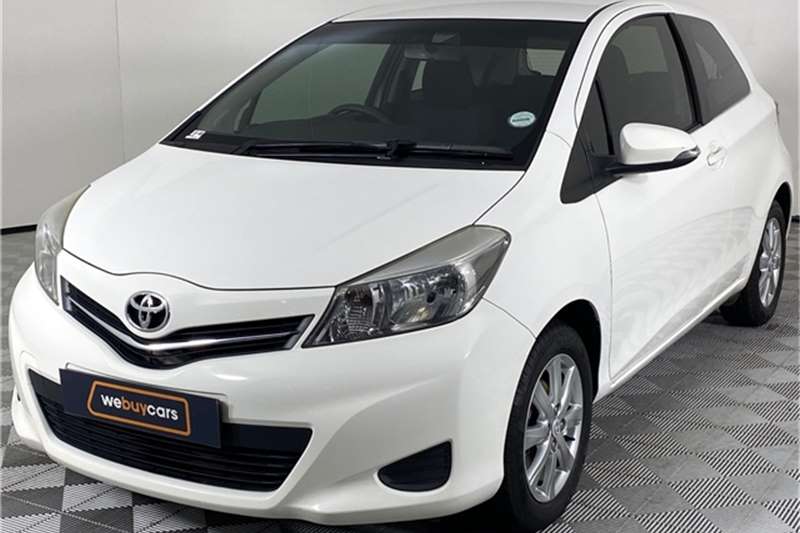 Toyota Yaris 3-door 1.3 Xi 2013