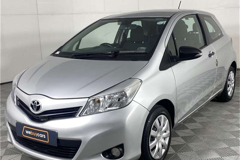 Toyota Yaris 3-door 1.3 XS 2013