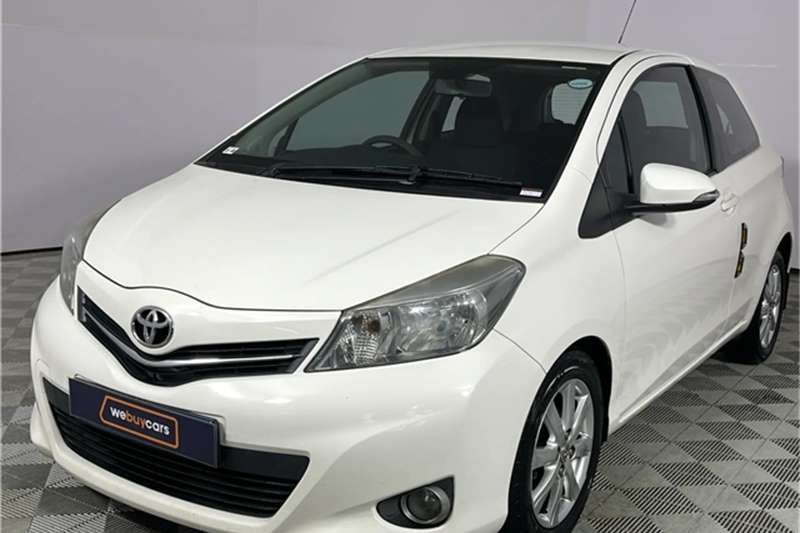 Toyota Yaris 3 door 1.3 XS 2013
