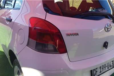  2011 Toyota Yaris Yaris 5-door 1.3 Xi
