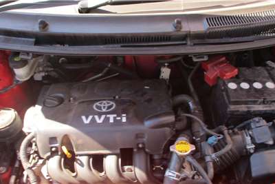  2011 Toyota Yaris Yaris 5-door T3 Plus