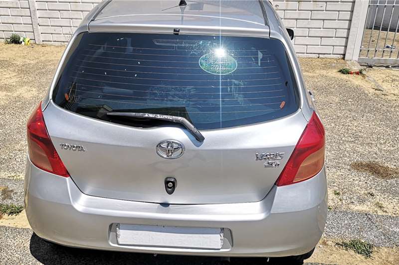 2011 Toyota Yaris hatch