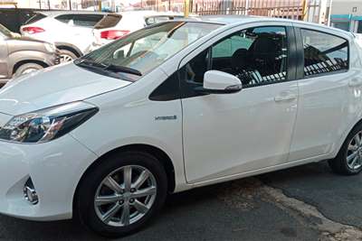 Used 2014 Toyota Yaris Hybrid