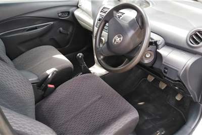  2011 Toyota Yaris Yaris sedan 1.3 Zen3 Plus