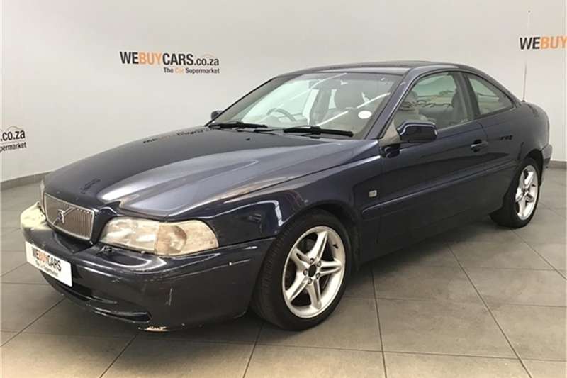 Volvo C70 2001