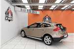  2014 Volvo Cross Country V40 Cross Country T4 Excel