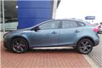  2013 Volvo Cross Country V40 Cross Country T5 Elite