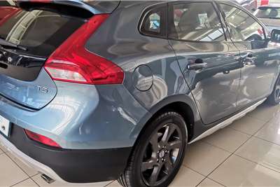  2013 Volvo Cross Country V40 Cross Country T5 Elite