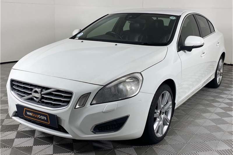 Volvo S60 T3 Excel 2011