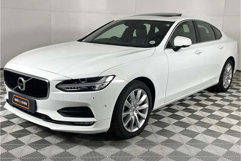Used 2019 Volvo S90 D5 AWD Momentum