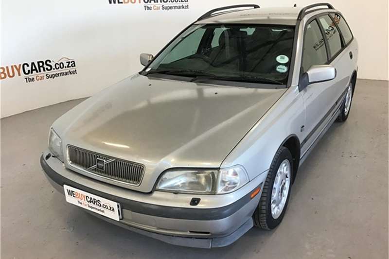 Volvo V40 1998