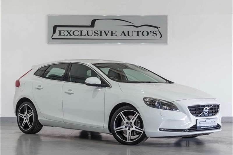 Used 2016 Volvo V40 T4 Inscription auto