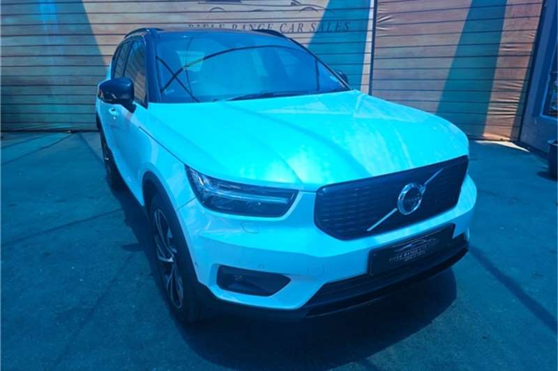 Used 2018 Volvo XC40 D4 R DESIGN AWD GEARTRONIC