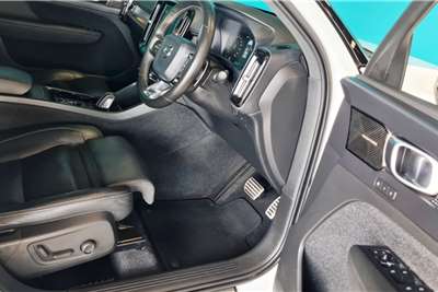  2020 Volvo XC40 XC40 D4 R-DESIGN AWD GEARTRONIC