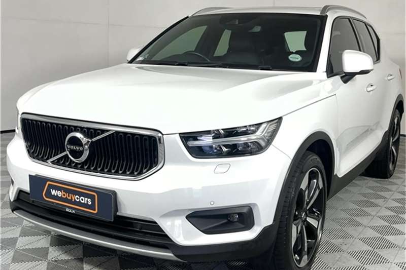 Used 2020 Volvo XC40 T5 MOMENTUM AWD GEARTRONIC
