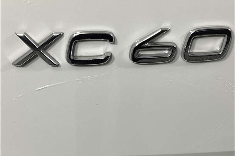 Used 2022 Volvo XC60 B5 MOMENTUM GEARTRONIC