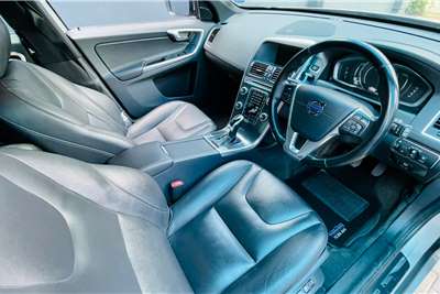  2014 Volvo XC60 XC60 D4 Essential auto
