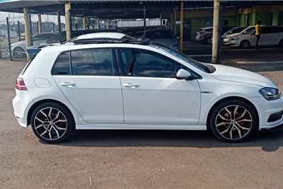  2016 VW Golf Golf 1.0TSI Comfortline R-Line