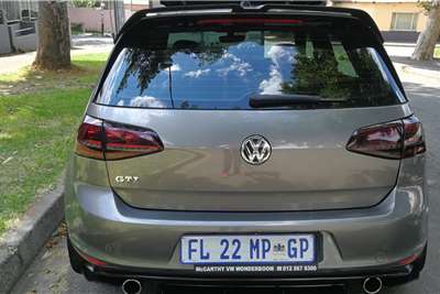 Used 2017 VW Golf GTI DSG