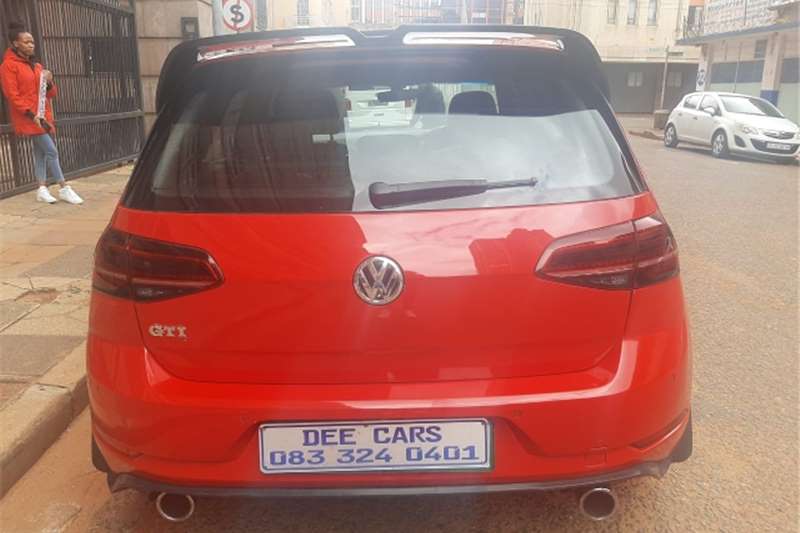 Used 2017 VW Golf Hatchbacks for sale in South Africa