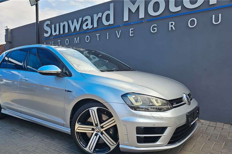 VW Golf R 2014