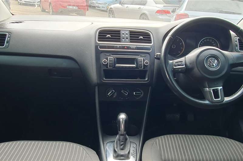 VW Polo sedan 1.6 Comfortline auto 2013