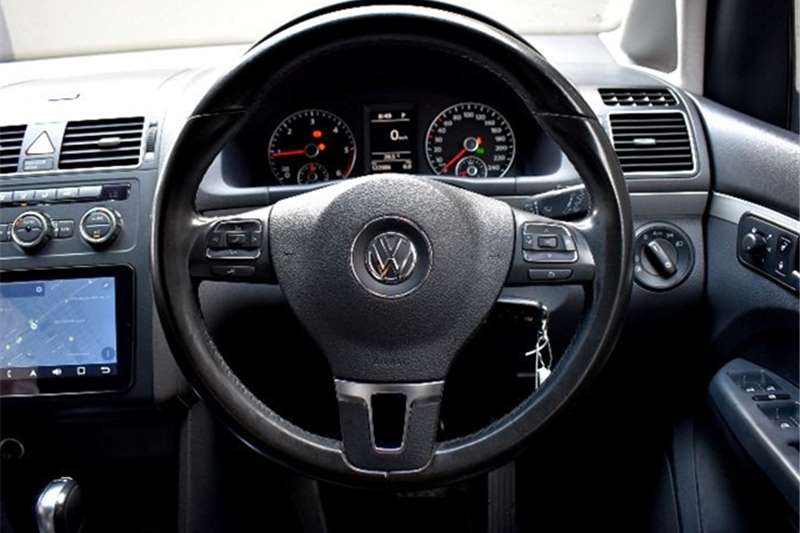 Used 2013 VW Touran 2.0TDI Trendline auto