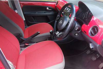  2016 VW up! cross up! 5-door 1.0