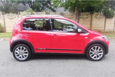  2016 VW up! cross up! 5-door 1.0