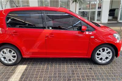  2016 VW up! move up! 5-door 1.0