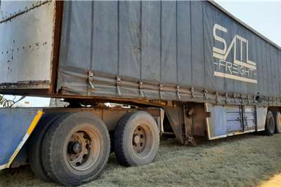 1995 Tautliner Superlink Trailer Agricultural trailers