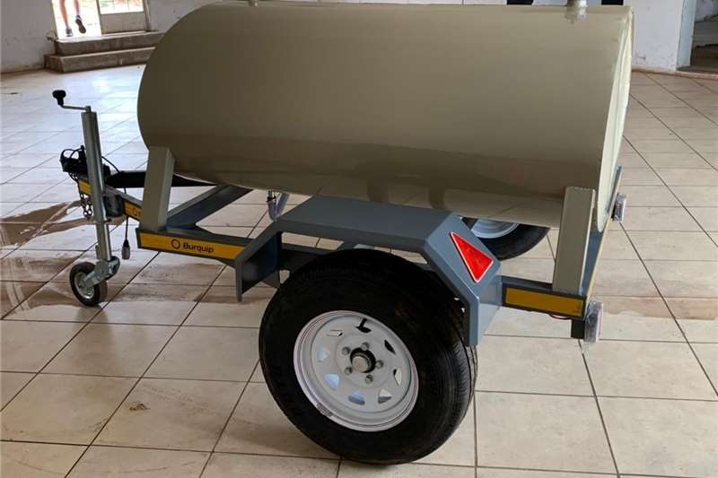 Water bowsers Brand new bowsers for sale Agricultural trailers