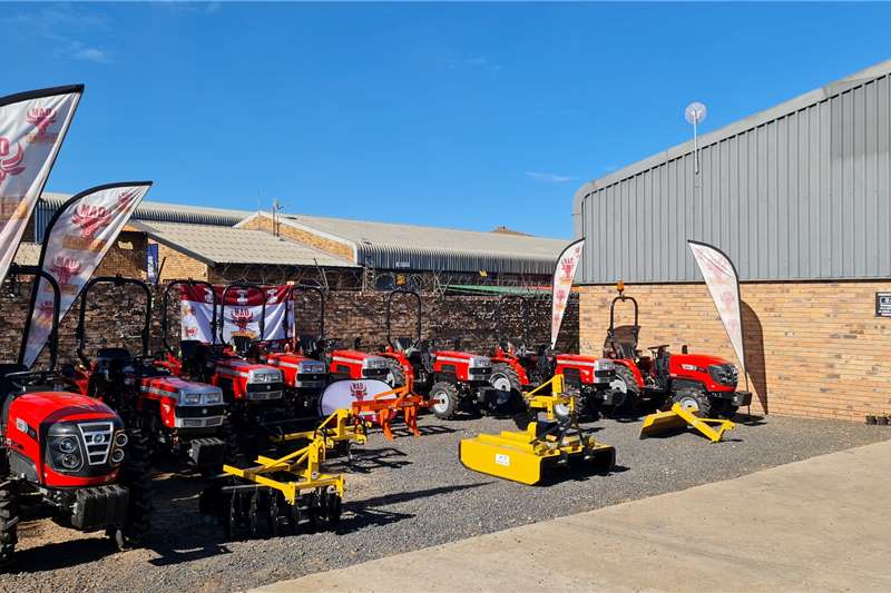 Fieldtrac series compact tractors and impliments
