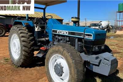 Ford 4WD tractors Ford 7840 4X4 74kW Tractors
