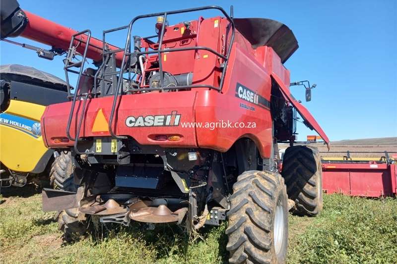 Grain harvesters Case IH 7140 Harvesting equipment