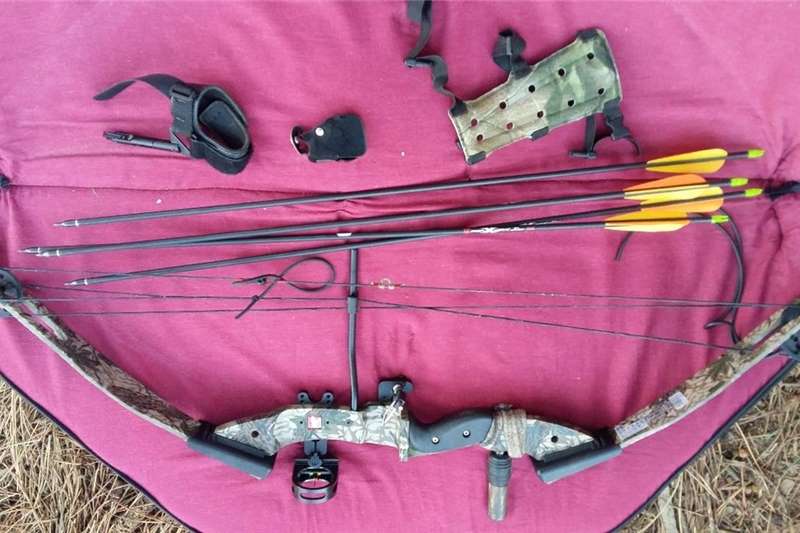 bow and arrow hunting equipment