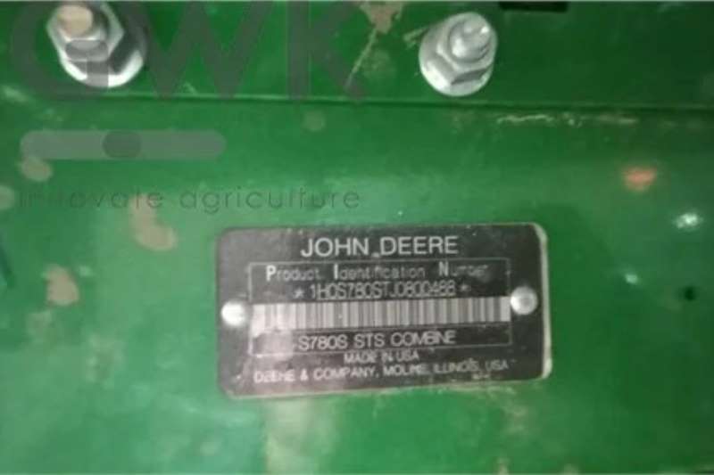 John Deere John Deere S780 STS Combine Harvesting equipment