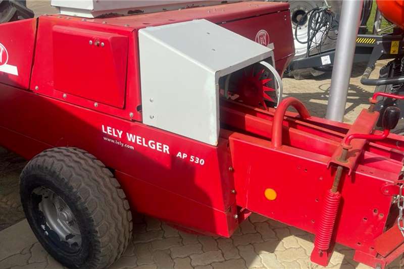 Lely Square balers Lely Welger AP530 Haymaking and silage