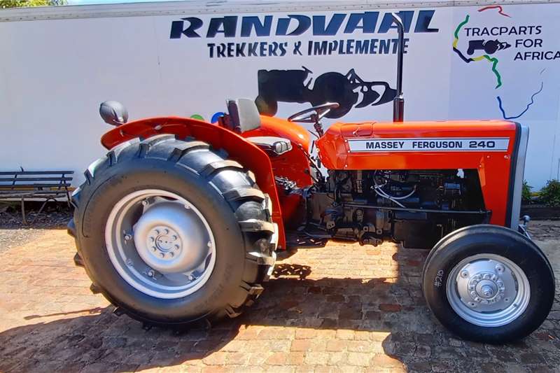 Massey Ferguson 2WD tractors 240 Tractors