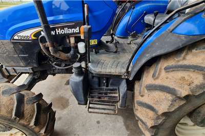 New Holland 4WD tractors NEW HOLLAND TD 90   66 kw Tractors
