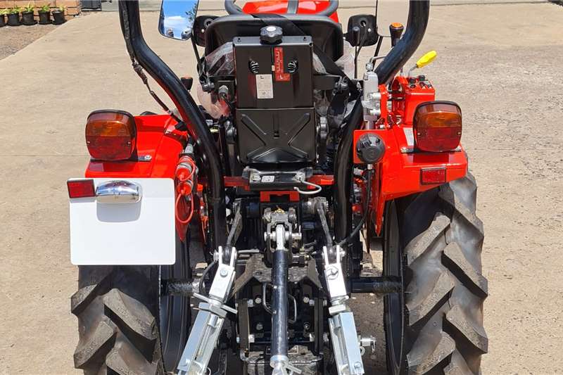 New VST 270D compact tractors