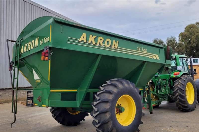 Other Debulking trailers Akron 14 Ton Grain Cart Agricultural trailers