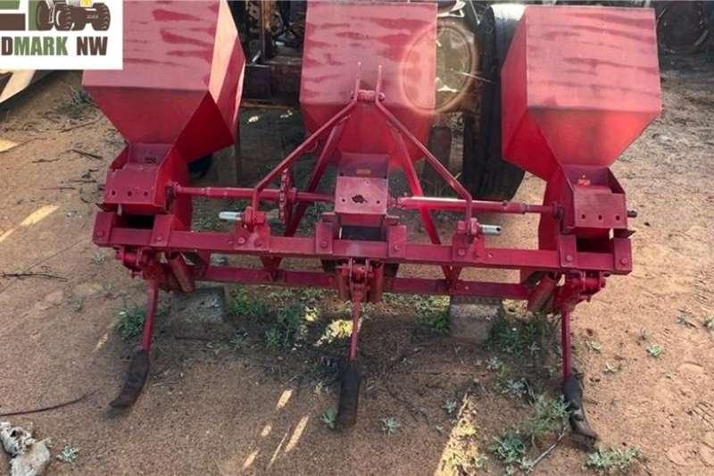 Other Drawn planters 3 Ry Blou Buffel Planter Planting and seeding equipment