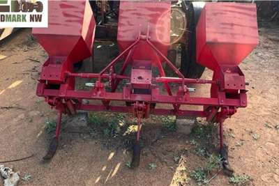 Other Drawn planters 3 Ry Blou Buffel Planter Planting and seeding equipment