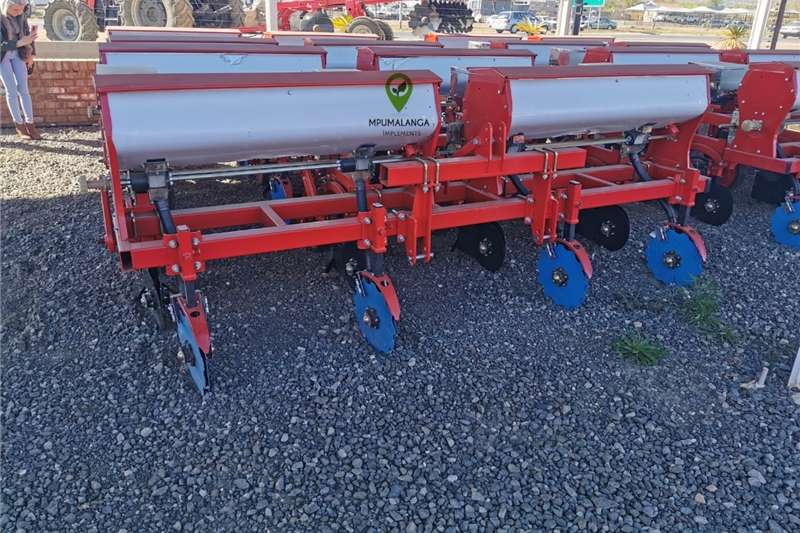 Row planters Maize Planters Planting and seeding equipment