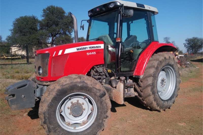 4WD tractors CASE 175 MXM TRACTOR 4X4 AND OTHER BRANDS LIKE NEW Tractors